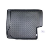 Tavita portbagaj Jeep Wrangler (2007+) 4 doors, subwoofer on the right M-PLAST 18069PVC